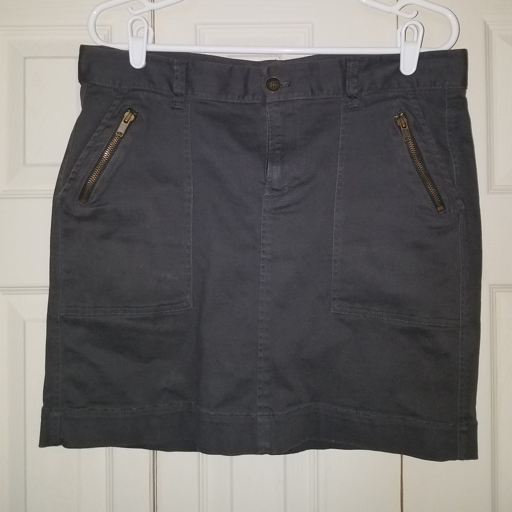 Slate grey skirt with pockets